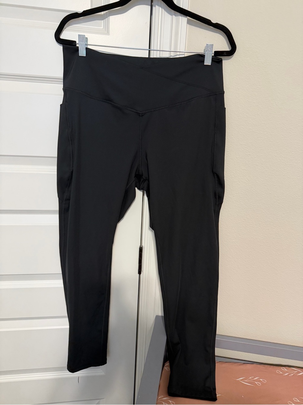 Black High-Waist Performance Leggings